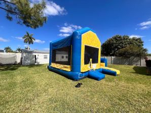 Bouncy House Rental in Miami, FL (2)